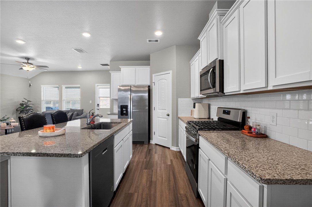 2641 Excelsior Boulevard Corpus Christi TX 78415