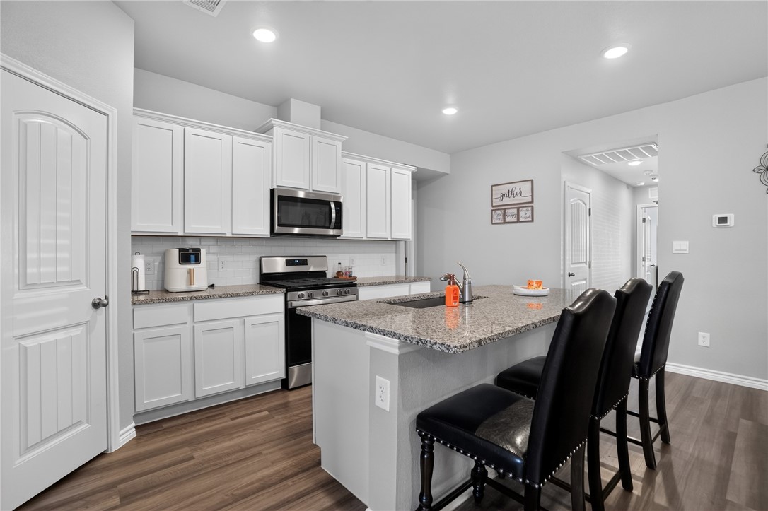 2641 Excelsior Boulevard Corpus Christi TX 78415