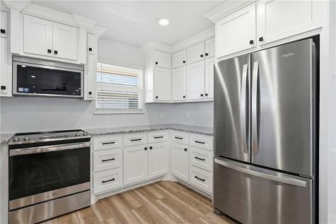 140 Port Saint Claire City By The Sea TX 78336
