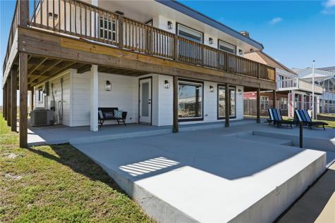 140 Port Saint Claire City By The Sea TX 78336