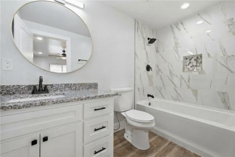 140 Port Saint Claire City By The Sea TX 78336