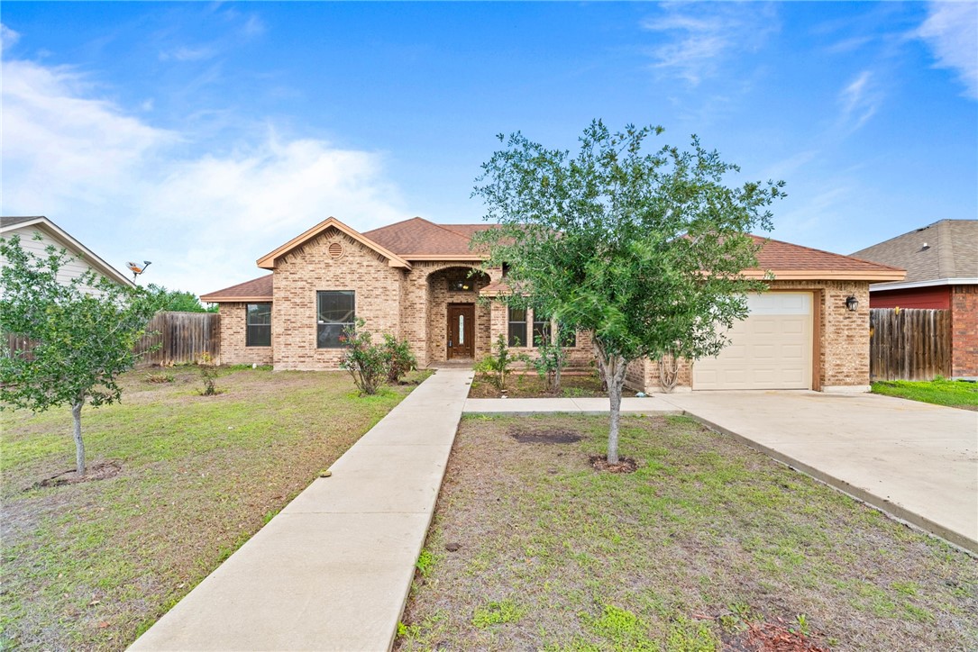 2136 S 5th Street Kingsville TX 78363