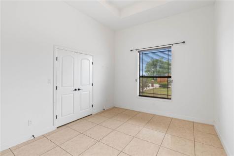 2136 S 5th Street Kingsville TX 78363