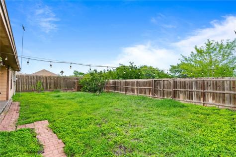 2136 S 5th Street Kingsville TX 78363