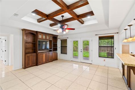 2136 S 5th Street Kingsville TX 78363