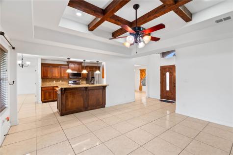 2136 S 5th Street Kingsville TX 78363