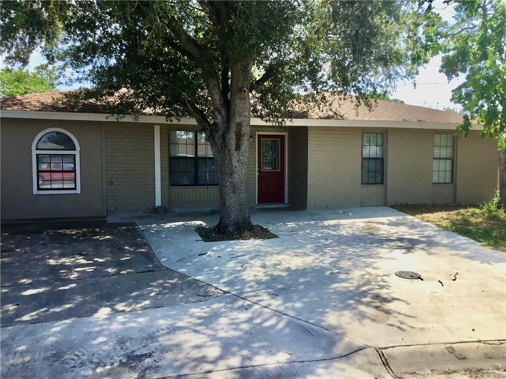1110 Green Lane Drive Corpus Christi TX 78405