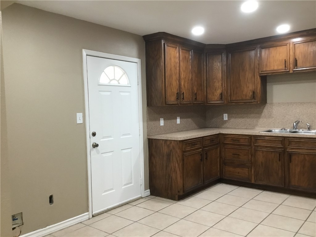 1110 Green Lane Drive Corpus Christi TX 78405