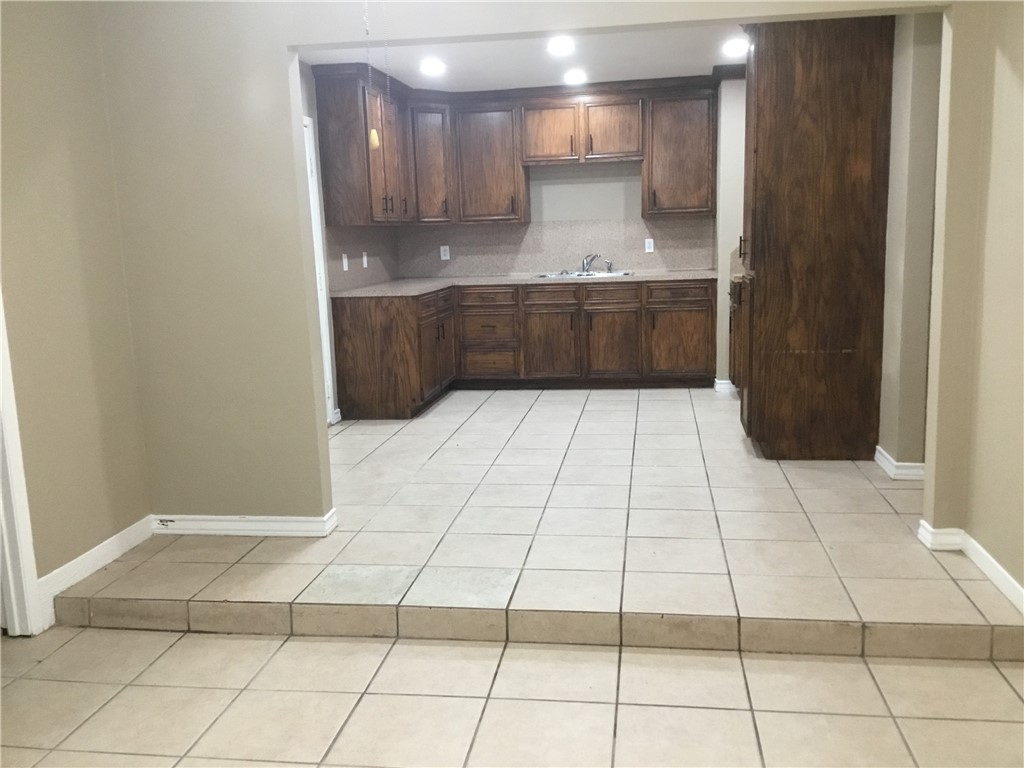 1110 Green Lane Drive Corpus Christi TX 78405