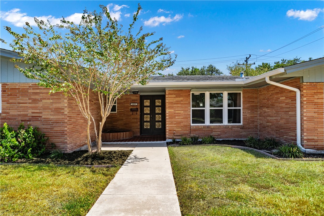 429 Montclair Drive Corpus Christi TX 78412
