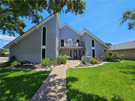 319 San Saba Drive Portland TX 78374