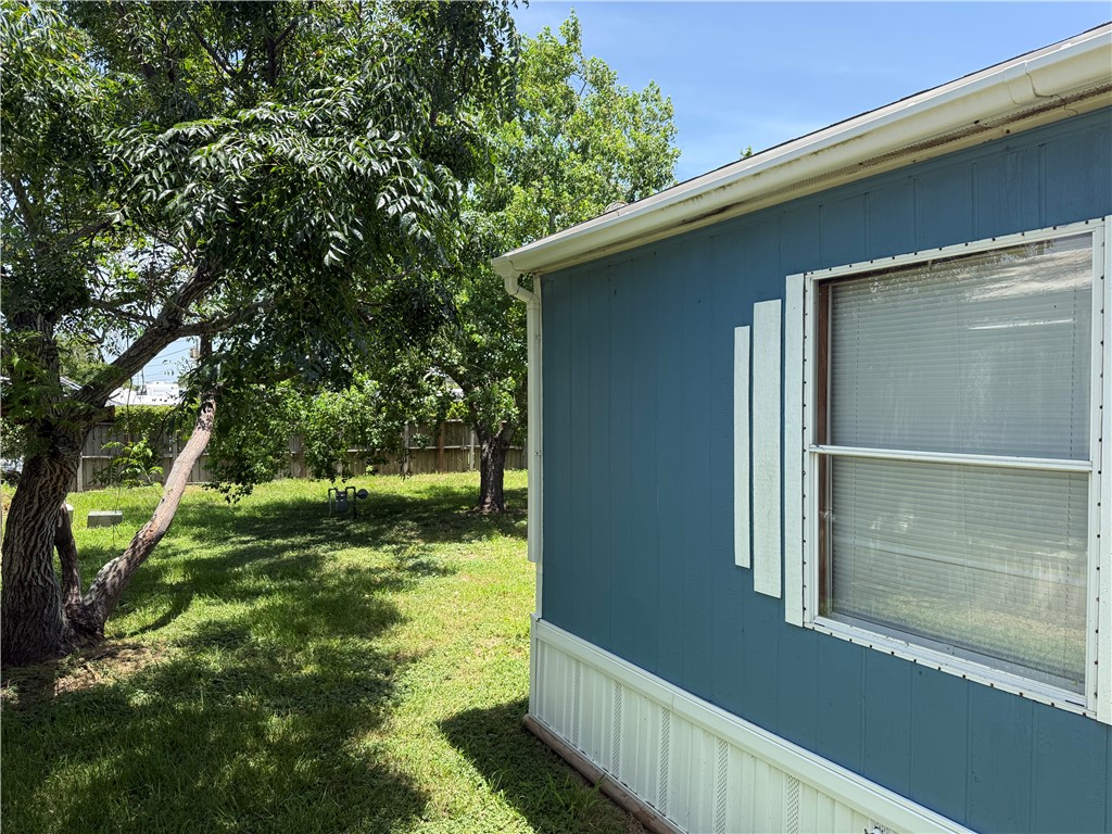 913 Grand View Street Corpus Christi TX 78418