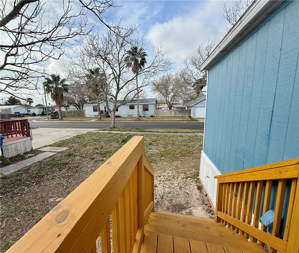 913 Grand View Street Corpus Christi TX 78418