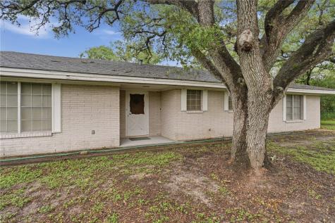 109 Fm 1360 Woodsboro TX 78393