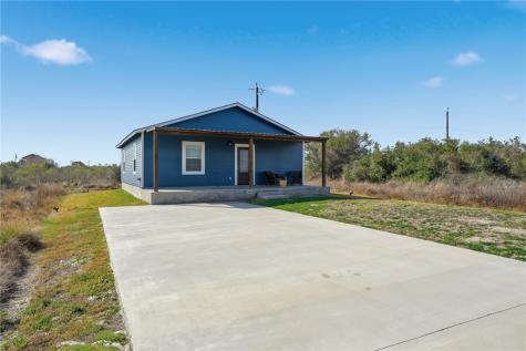 235 W Club Oak Lane Rockport TX 78382