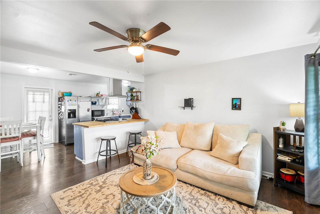 949 Bobalo Drive Corpus Christi TX 78412