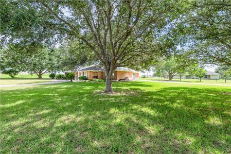 10416 N 7th Street Pettus TX 78146