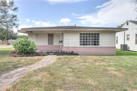 314 E 6th Street Bishop TX 78343