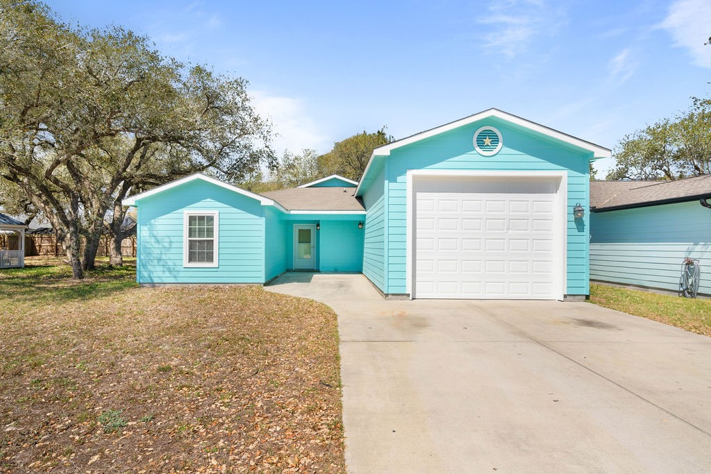 131 Treasure Street Rockport TX 78382