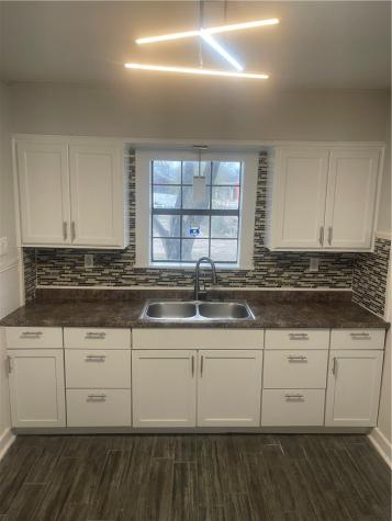 916 S Reynolds Street Alice TX 78332