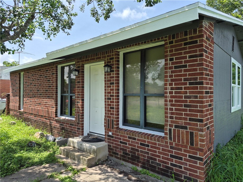 1409 Buenos Aires Street Corpus Christi TX 78417