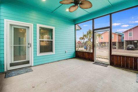 325 10th Street Port Aransas TX 78373