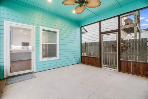 325 10th Street Port Aransas TX 78373