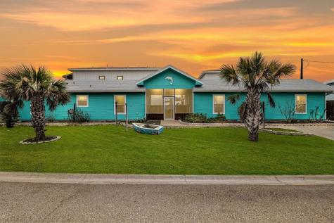325 10th Street Port Aransas TX 78373