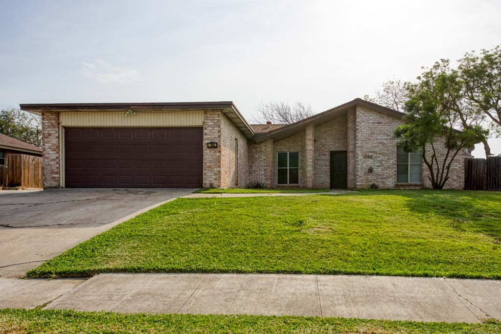 1504 Crestview Drive Portland TX 78374
