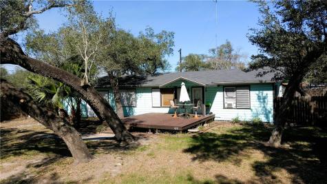 109 Palm Street Rockport TX 78382