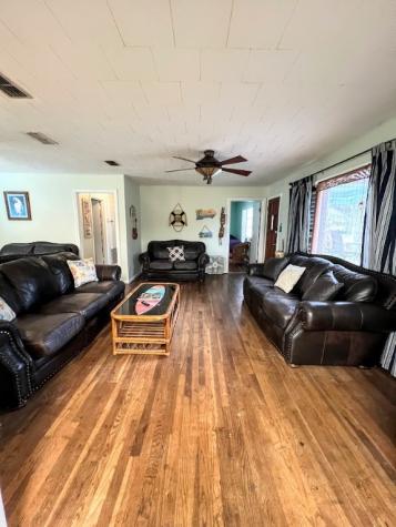 109 Palm Street Rockport TX 78382