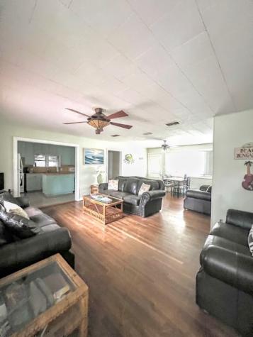 109 Palm Street Rockport TX 78382