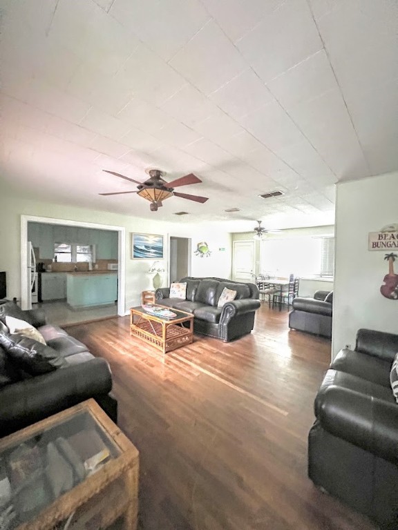 109 Palm Street Rockport TX 78382