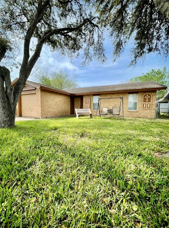 1808 Tony Street Alice TX 78332