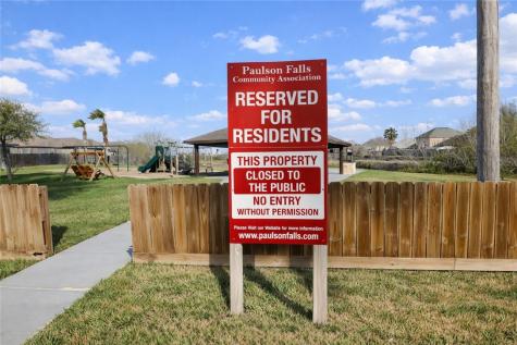 2103 Margaret Lane Kingsville TX 78363