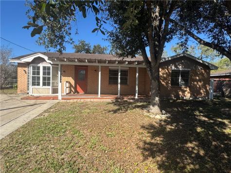 904 W Walton Street Beeville TX 78102