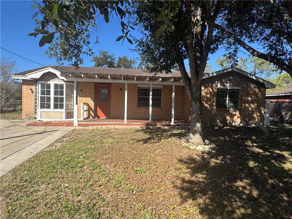 904 W Walton Street Beeville TX 78102
