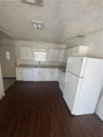 904 W Walton Street Beeville TX 78102