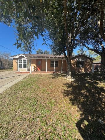 904 W Walton Street Beeville TX 78102