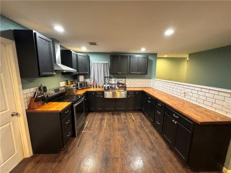 101 Ghent Place Portland TX 78374