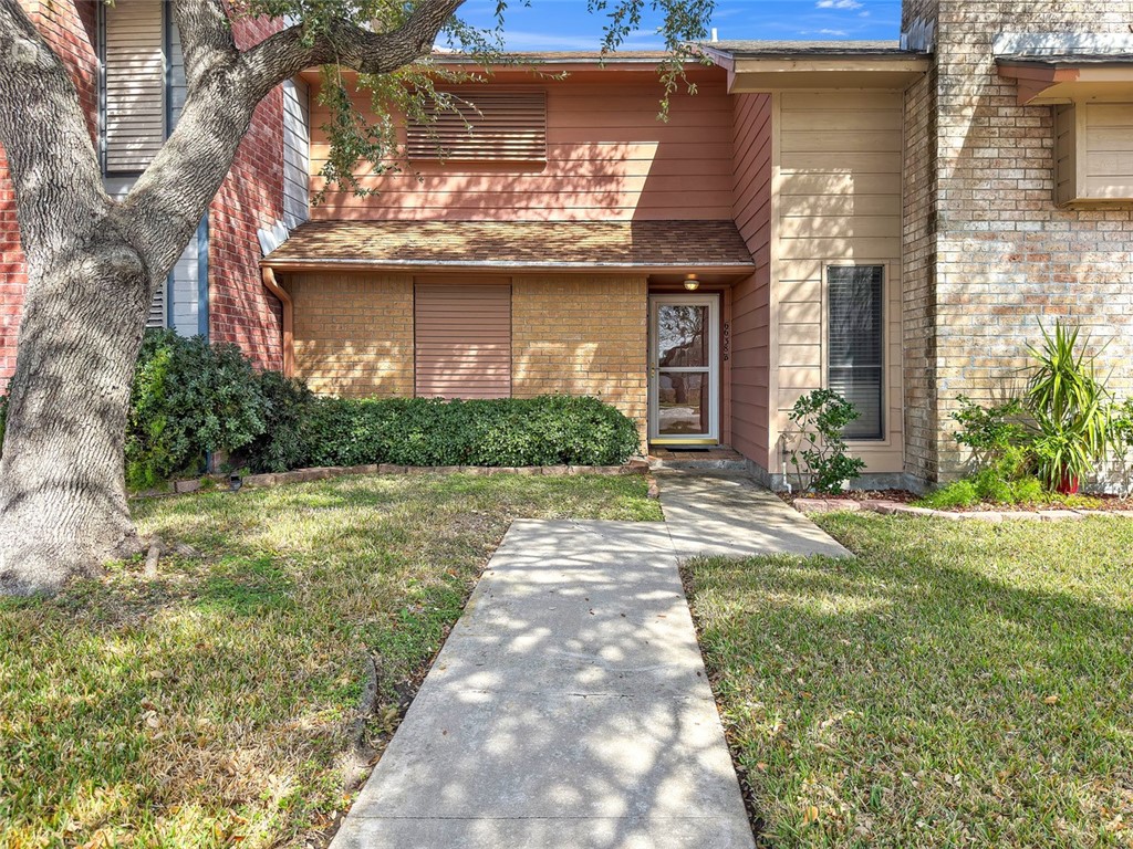 6638 Long Meadow Dr B Corpus Christi TX 78413