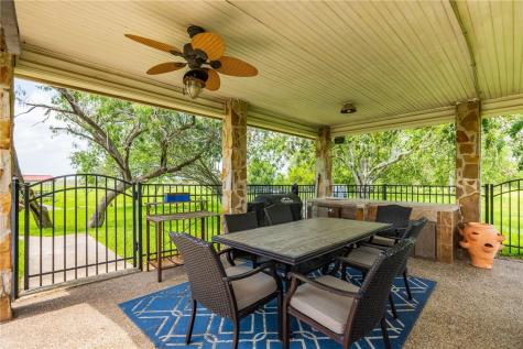8259 Baldwin Mathis TX 78368