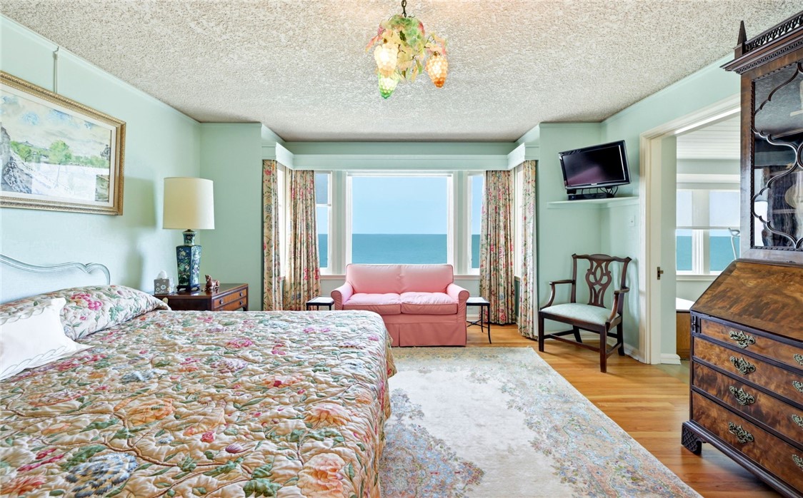 4002 Ocean Drive Corpus Christi TX 78411