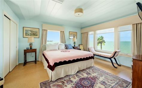 4002 Ocean Drive Corpus Christi TX 78411