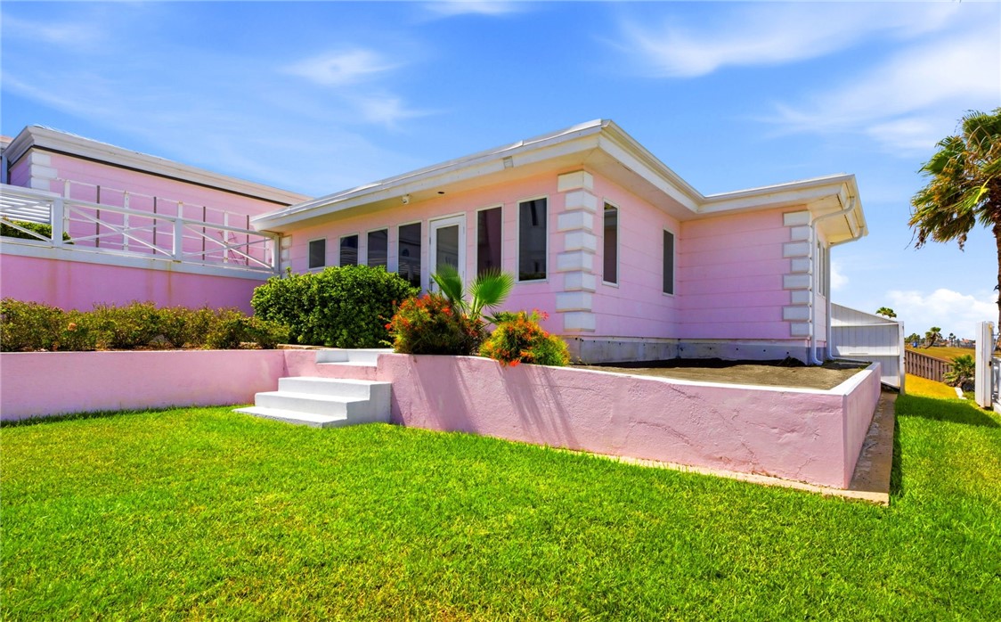 4002 Ocean Drive Corpus Christi TX 78411