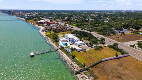 4002 Ocean Drive Corpus Christi TX 78411
