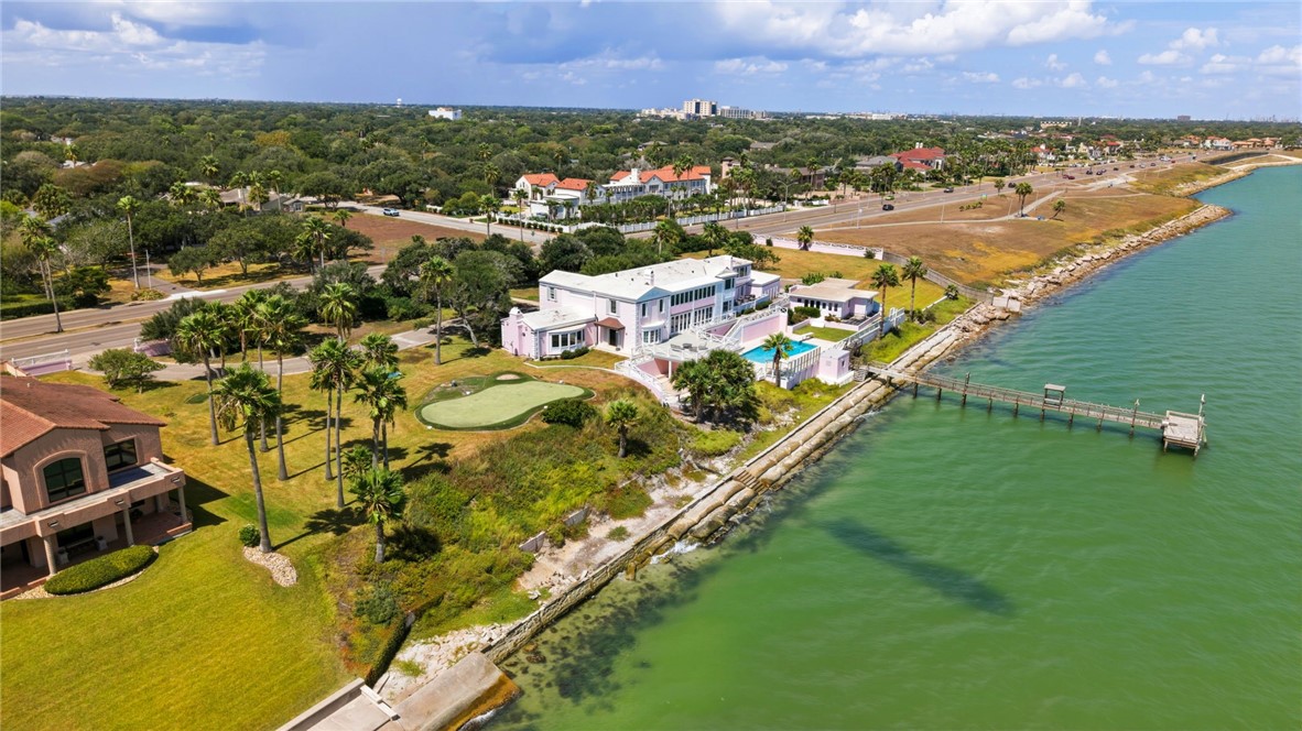 4002 Ocean Drive Corpus Christi TX 78411