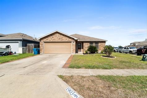 1903 Cottonwood Drive Portland TX 78374