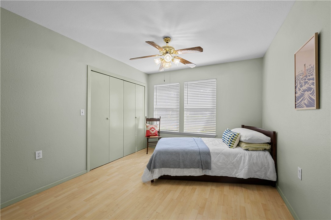 1513 Bluebird Lane Rockport TX 78382