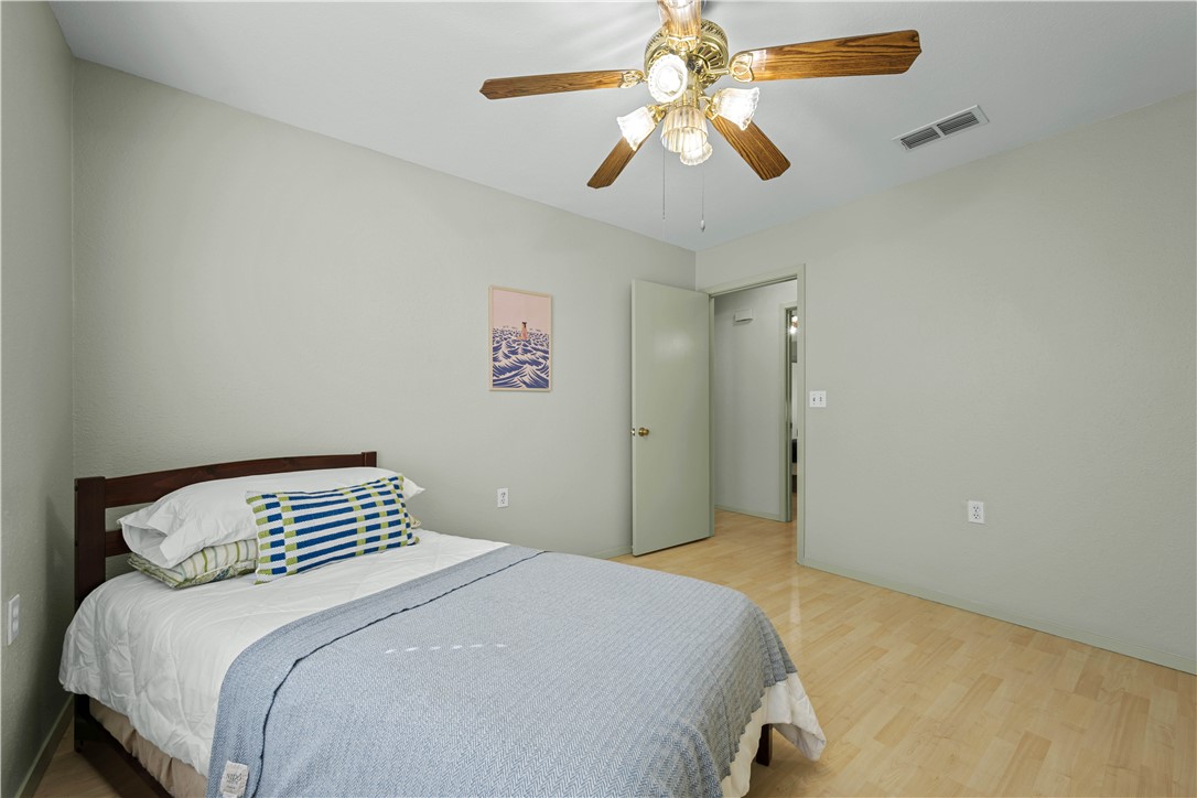 1513 Bluebird Lane Rockport TX 78382